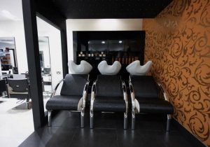 Afrotherapy the Best Hairdressers in North London for Afro and Mixed Race Hair