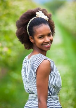 natural afro hair upstyle